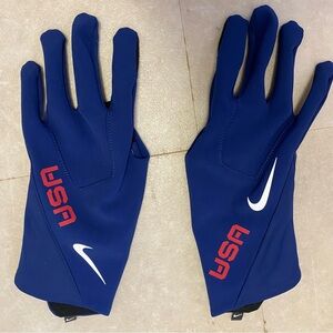 Team USA gloves